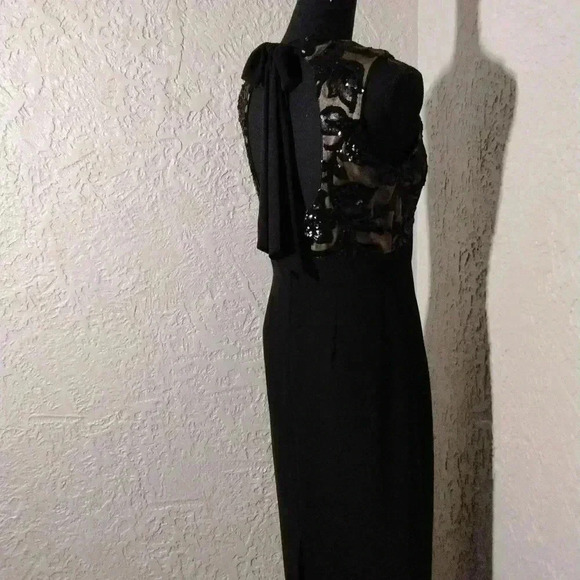 Vince camuto sequin crepe column Gown. - Picture 11 of 16